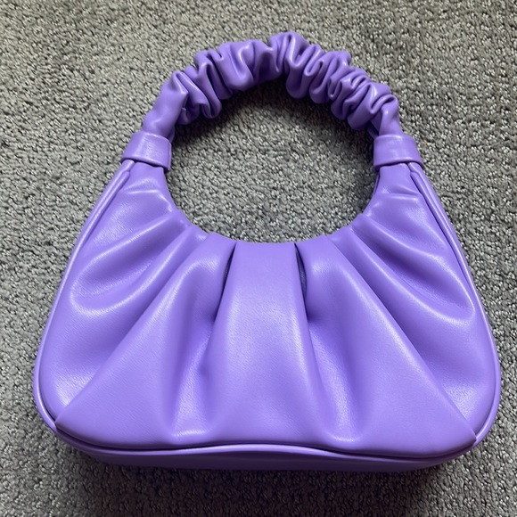 JW PEI Gabbi ruched lavendar handbag.  Used once - Picture 4 of 4